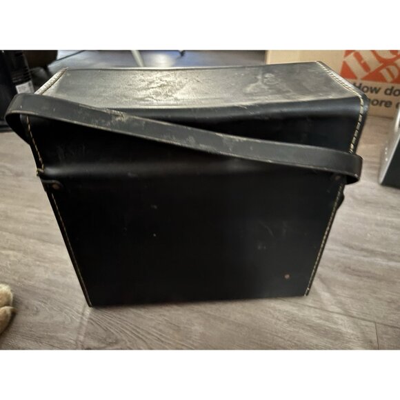 Vintage POLAROID Land Camera Automatic 230 Camera w/Strap Original Box UNTESTED - Picture 9 of 11